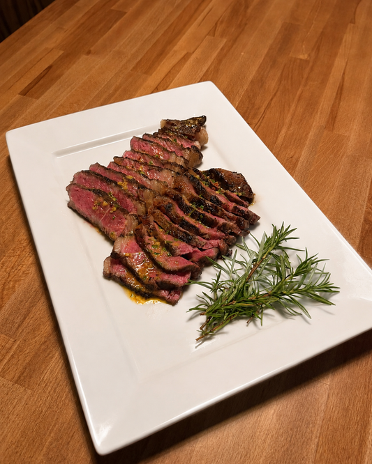Partner Spotlight: Low Tide Steakhouse & Sandbar